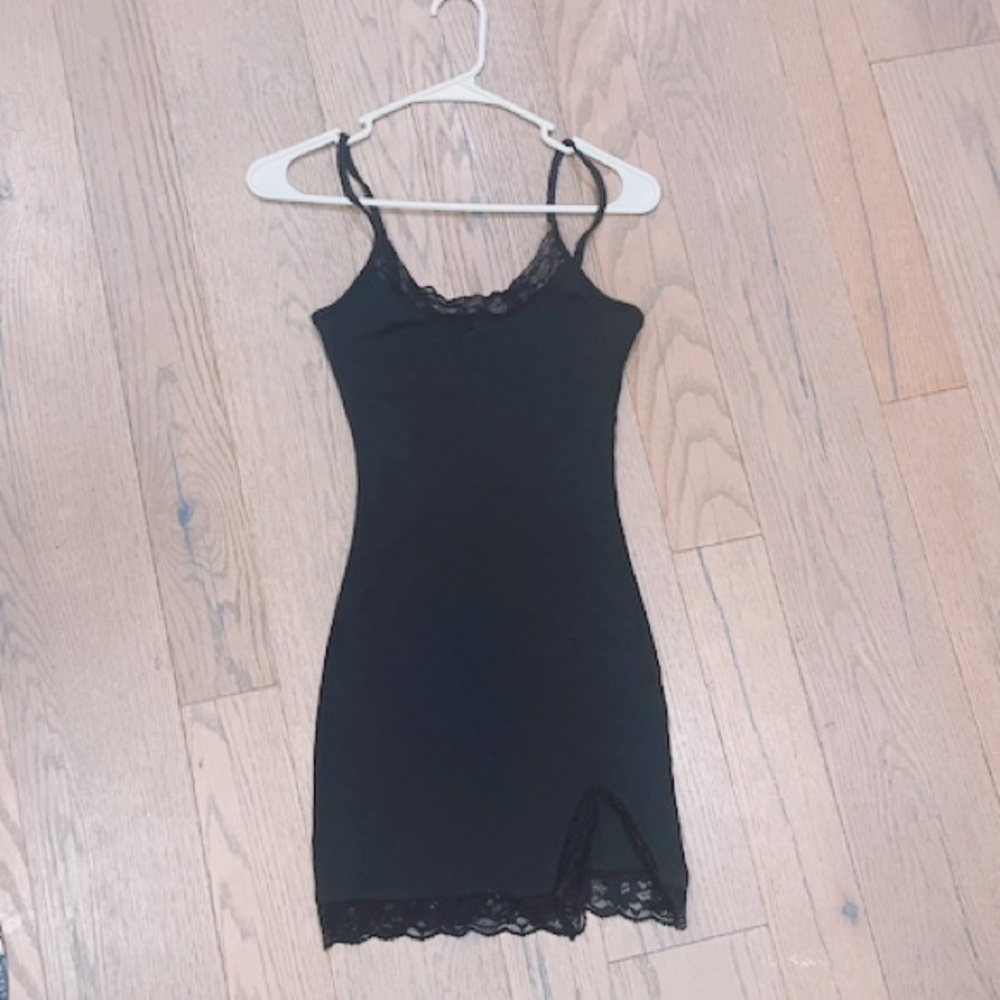 BLACK MINI DRESS